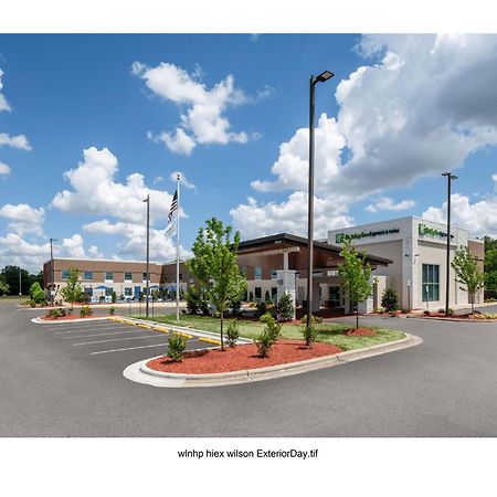 Holiday Inn Express Wilson I-95 By Ihg Exterior foto