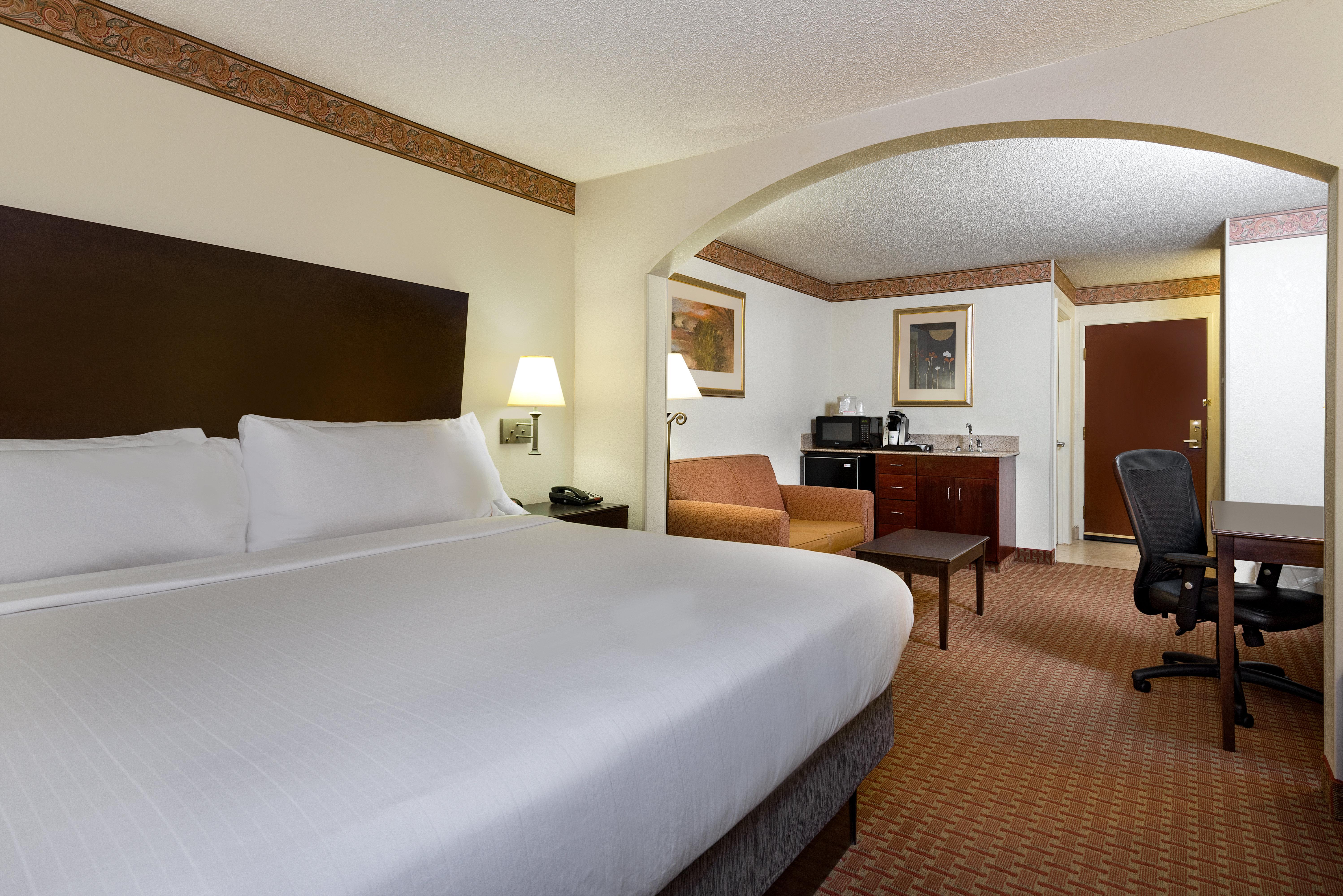 Holiday Inn Express Wilson I-95 By Ihg Exterior foto