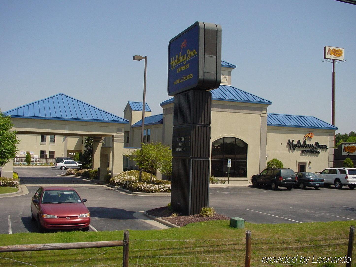 Holiday Inn Express Wilson I-95 By Ihg Exterior foto