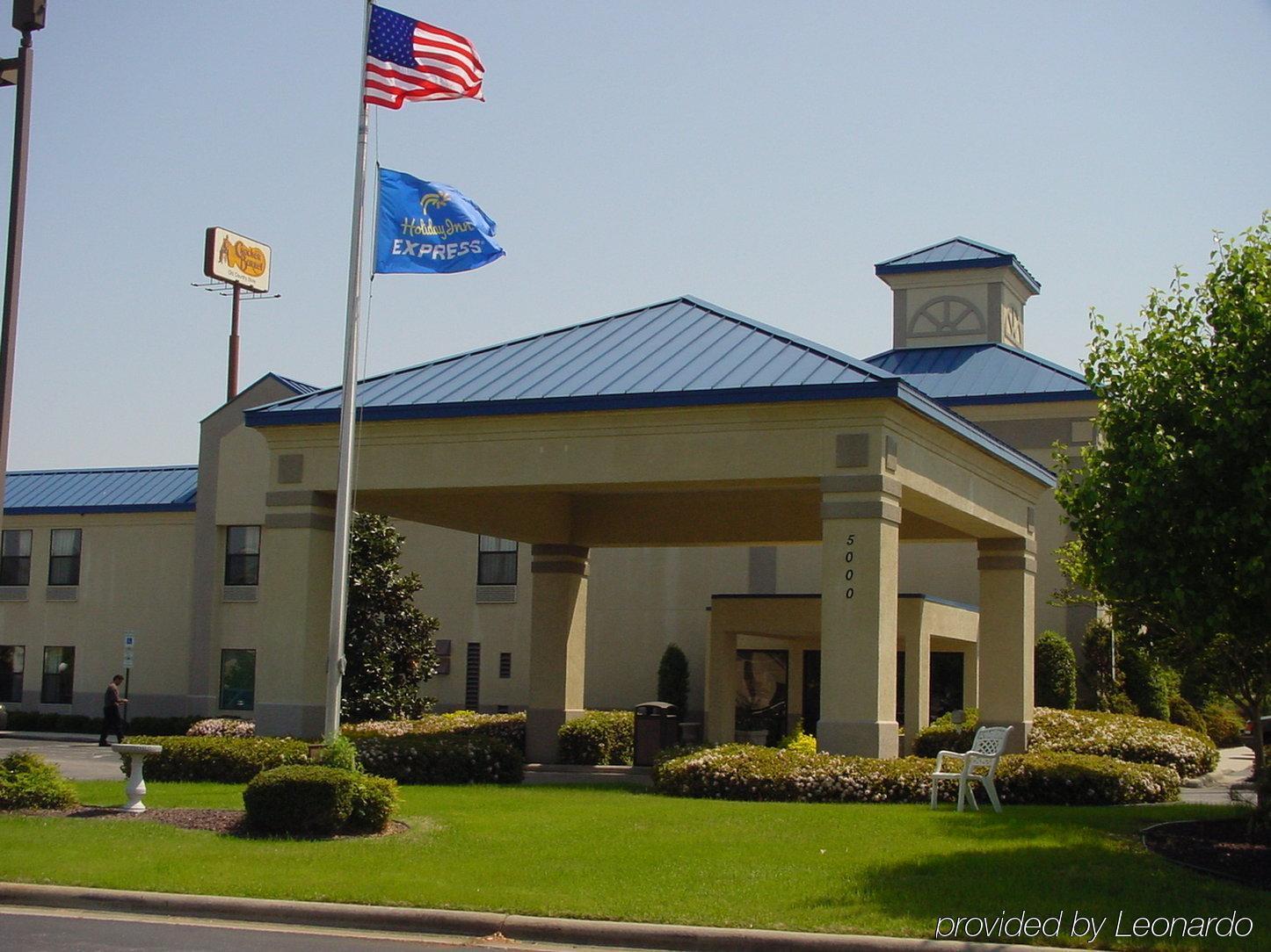 Holiday Inn Express Wilson I-95 By Ihg Exterior foto